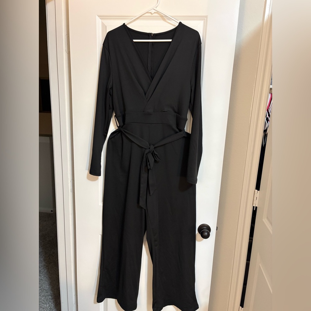 SHEIN Black Long Sleeve Jumpsuit